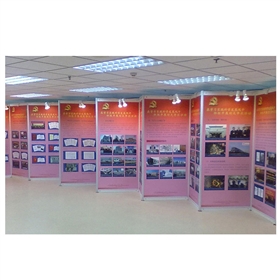 八棱柱展板材質(zhì) 八棱柱展板材質(zhì)