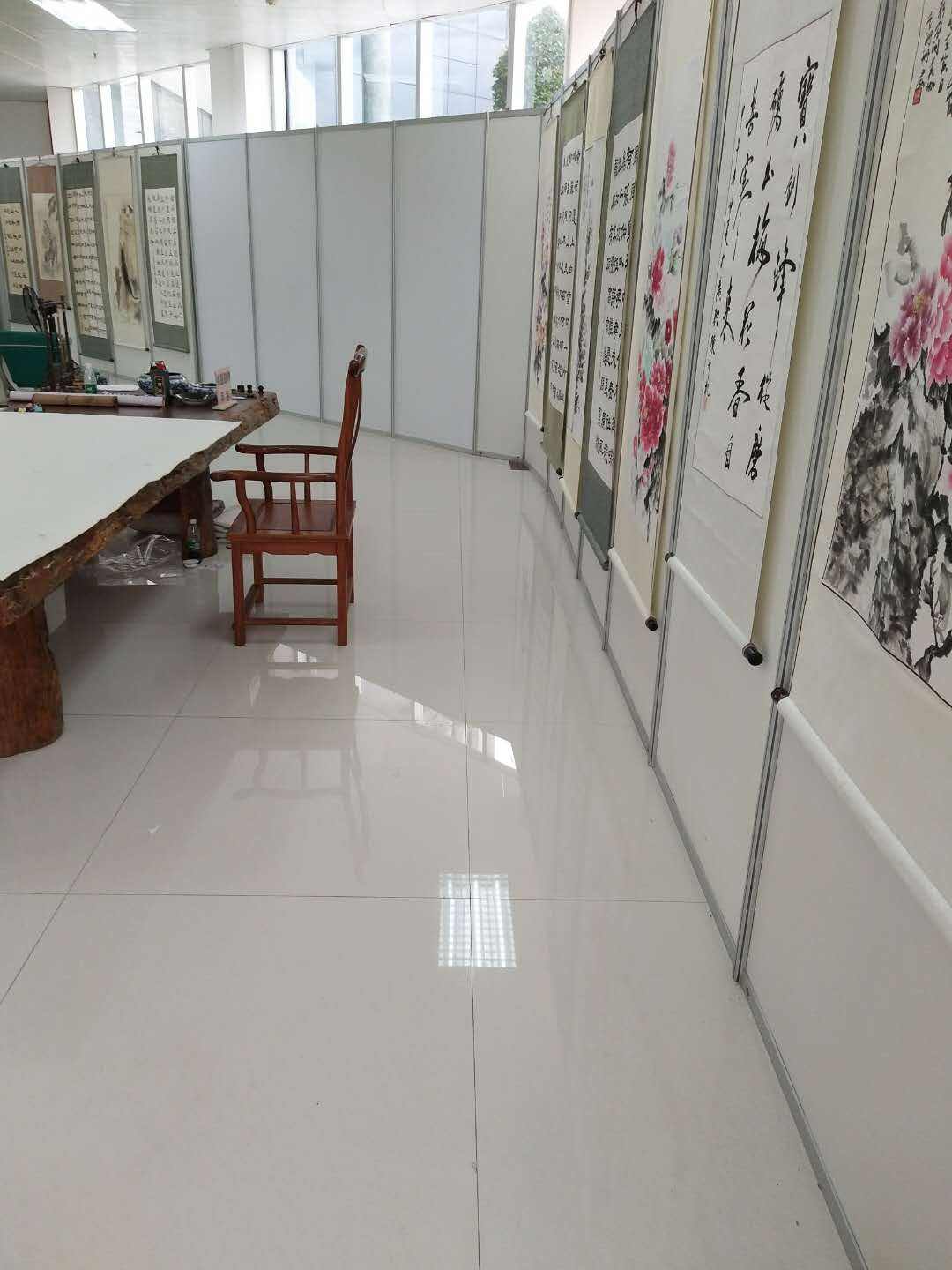 八棱柱展板展墻 八棱柱展板展墻