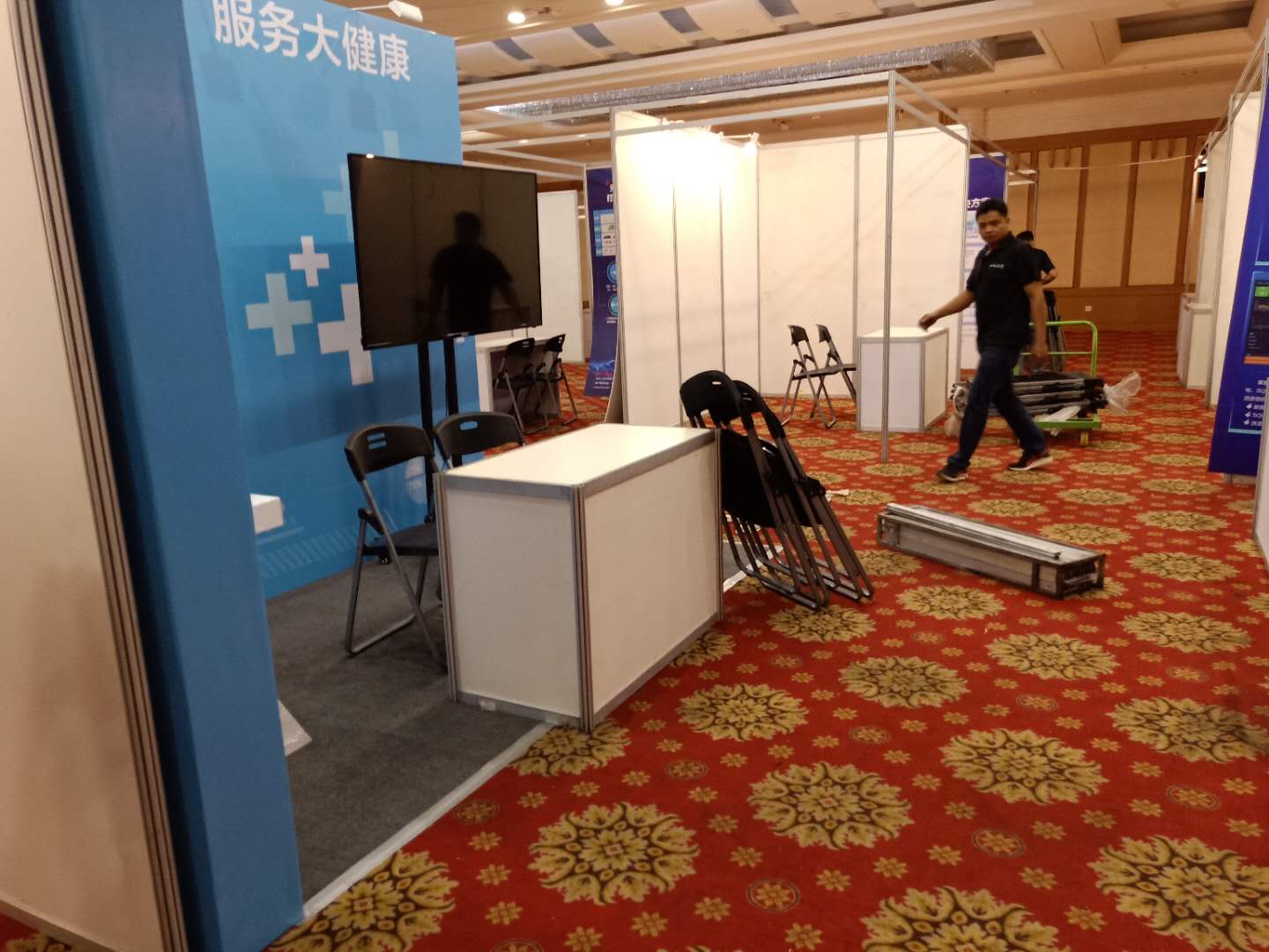 八棱柱展板搭建 八棱柱展板搭建